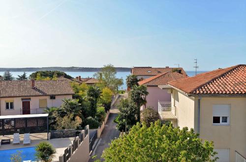 Apartments Beachfront in Novigrad-Istrien 44284
