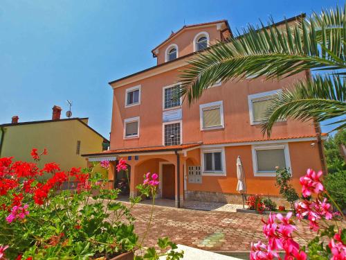 Apartments near Beach Fazana-Fazana (Region) 44699