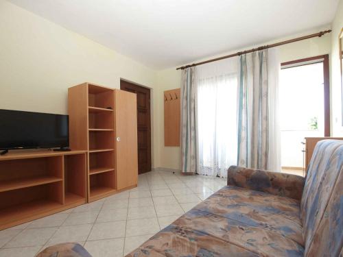 Apartments with A - C Fazana-Fazana (Region) 44310
