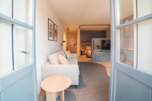 Villa Sophia Apartments by Quantique