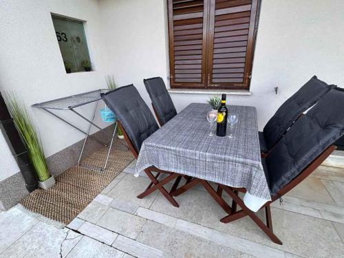 Apartment Beachfront in Rabac 44653