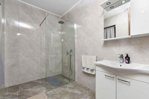 Apartments with A - C in Rovinj-Istrien 51783