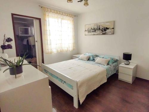 Apartment with A - C in Krk-Insel Krk 51806