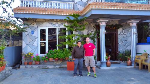 Huéspedes de Hotel Grand Holiday