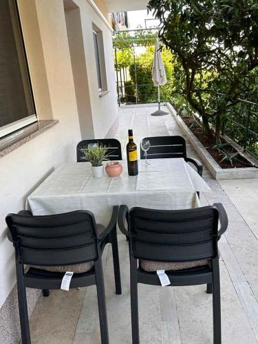 Apartment Beachfront in Rabac 16992