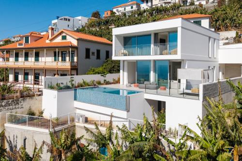 Villa Esmenaut by Madeira Dream Stays