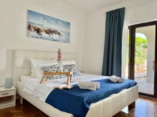 Apartment with Pool in Krk-Insel Krk 53247