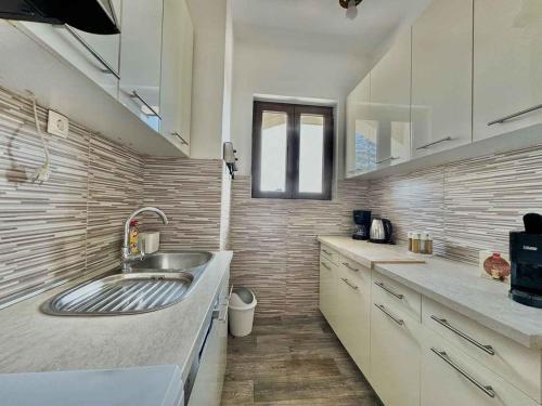 Apartment with Pool in Krk-Insel Krk 53247