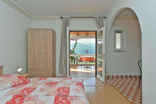 Apartments near Beach in Rabac 44660