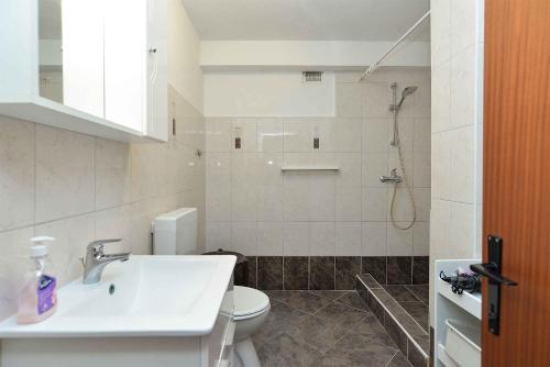 Apartments near Beach in Rabac 44660