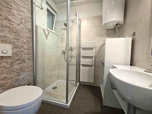 unit_type_terraced_house near Beach in Baska 54617
