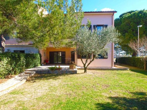 Apartments near Beach Fazana-Fazana (Region) 44322