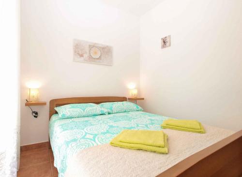 Apartment with A - C in Fazana-Fazana (Region) 44303