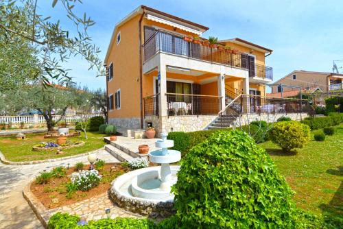 Apartments near Beach Fazana-Fazana (Region) 44815