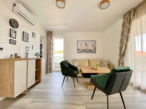 Apartment with A - C in Krk-Insel Krk 55029