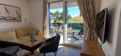 Apartment with A - C in Krk-Insel Krk 55029