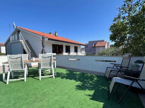 Apartment near Beach in Krk-Insel Krk 51536