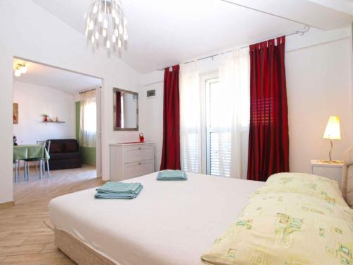 Apartments near Beach in Medulin-Istrien 44420