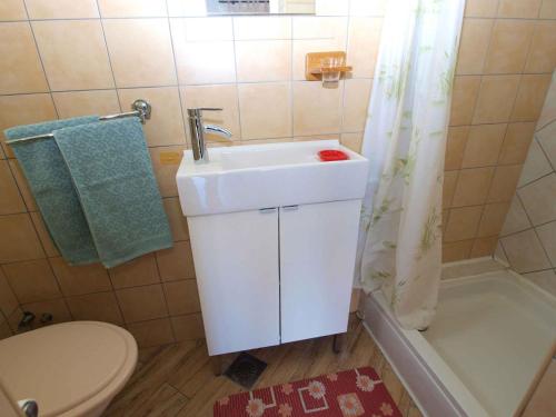 Apartments near Beach in Medulin-Istrien 44420