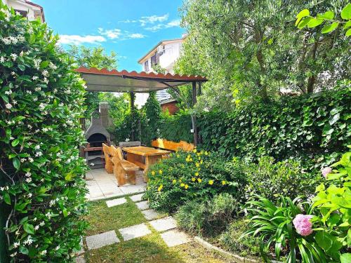 Apartments near Lake in Baska-Insel Krk 12318