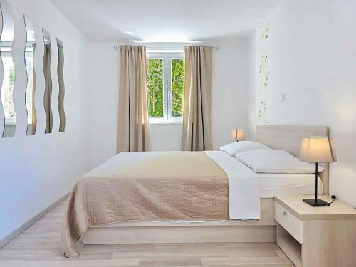 Studio with Pool in Baska-Insel Krk 12463