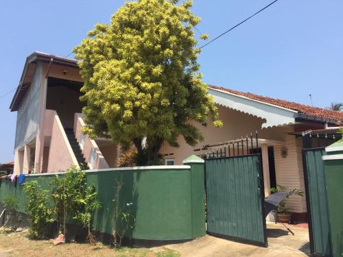 Edifici on està situat l'habitació en casa particular