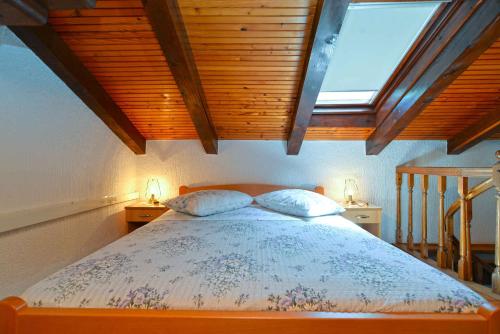 Apartments with A - C in Porec-Istrien 44265