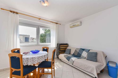 Apartment with A - C in Medulin-Istrien 45171