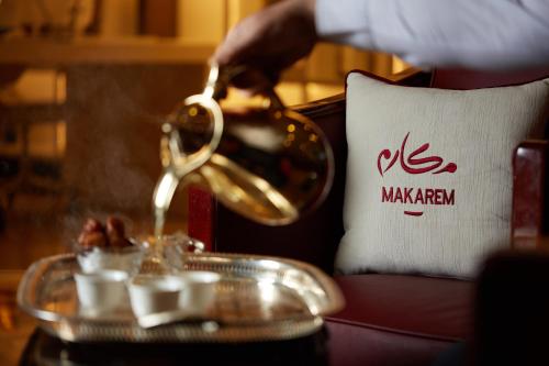 Makarem Al Bait Al Azizia Hotel