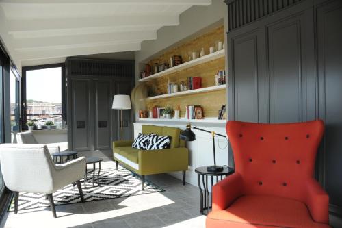Uma área de estar em Trianon Borgo Pio Aparthotel