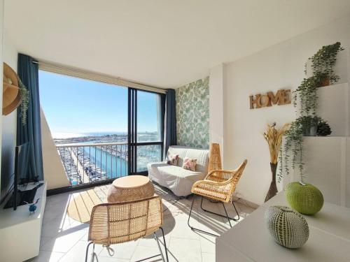 Ô Sixième face au port avec Garage privé, Climatisation et Wifi - ROSSIconciergerie - Linge inclus