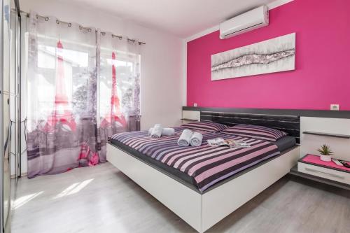 Apartments with Sea View Or Outdoor Jacuzzi