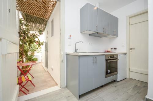 Depis suites and apartments