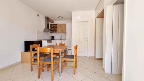 Apartment near Beach in Baska-Insel Krk 30065