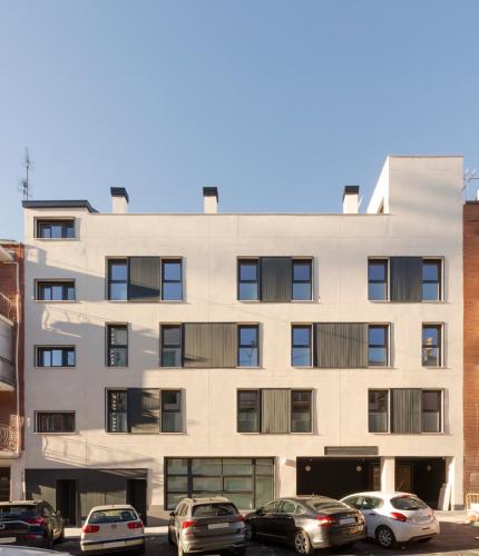 Bravo Murillo Suites