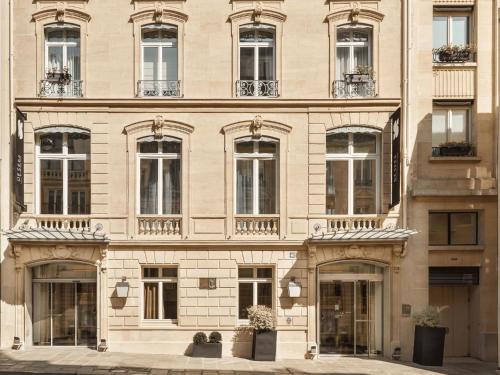 Hôtel De Sers Champs Elysées Paris