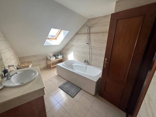 Spacious and bright penthouse with Terrace