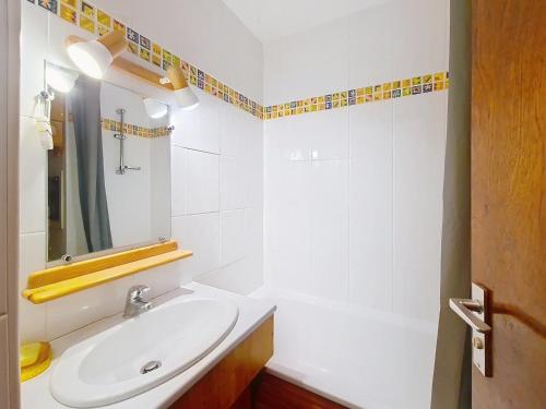 Studio lumineux, balcon sud, vue montagne - 3 pers.
