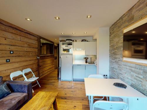 Appartement skis aux pieds, vue montagne - 4 pers.