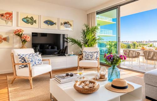 Bayline - Golfinho - Sea View - SPA - Pool - GYM - BY BEDZY