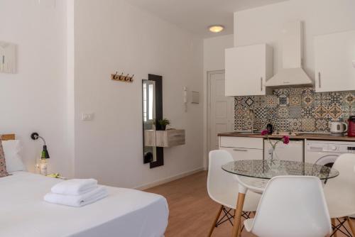 Charming Terrace - Sunny Chill Out Terrace