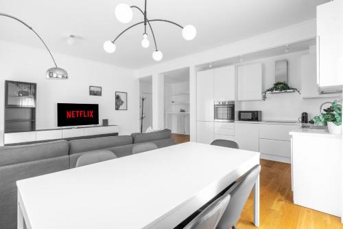 Central Connection Apartment