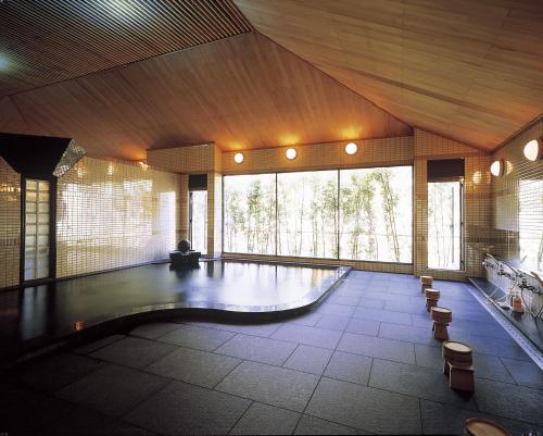 Swimmingpoolen hos eller tæt på Watarase Onsen Hotel Sasayuri