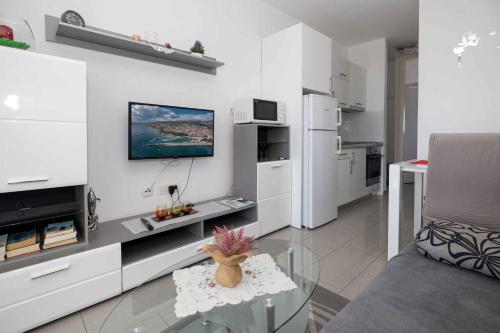 One-Bedroom Apartment in Crikvenica LXXXIV