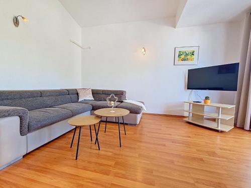 Apartment Anđa-3 by Interhome