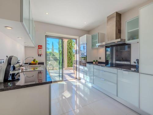 Apartment Pine Hills Rubi by Interhome