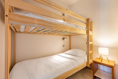 Residence Les Olympiades, Ski In-Out with WiFi in Val Thorens, "V5" by Versant Collection