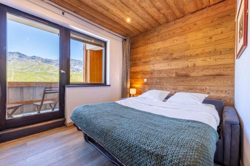 Residence Les Olympiades, Ski In-Out with WiFi in Val Thorens, "V5" by Versant Collection