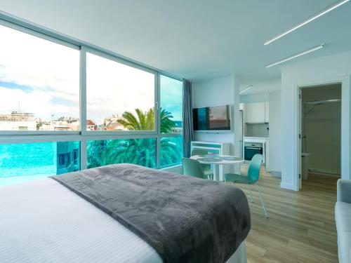 Edison 402 - Las Canteras By CanariasGetaway