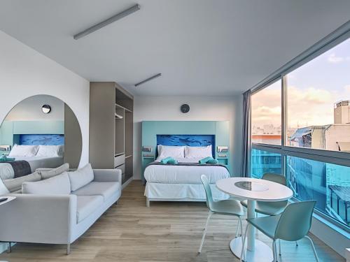 Edison 402 - Las Canteras By CanariasGetaway